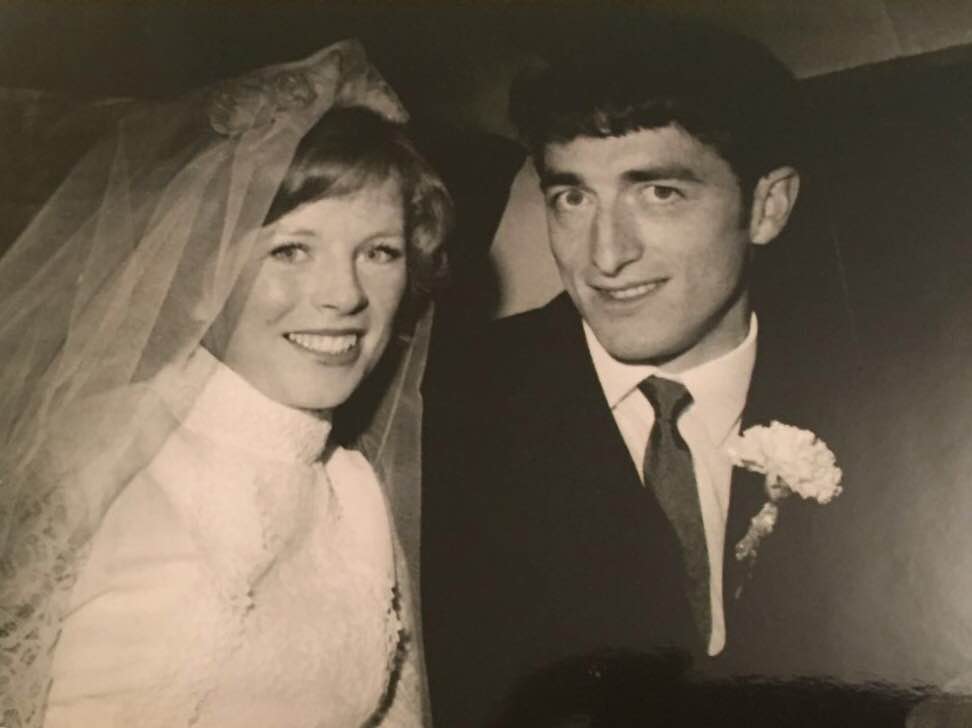 mum-and-dad-in-car