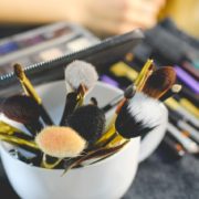 brush-2491235_1280