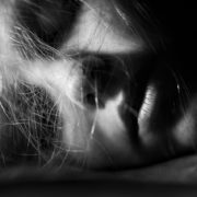 woman-2303383_1280